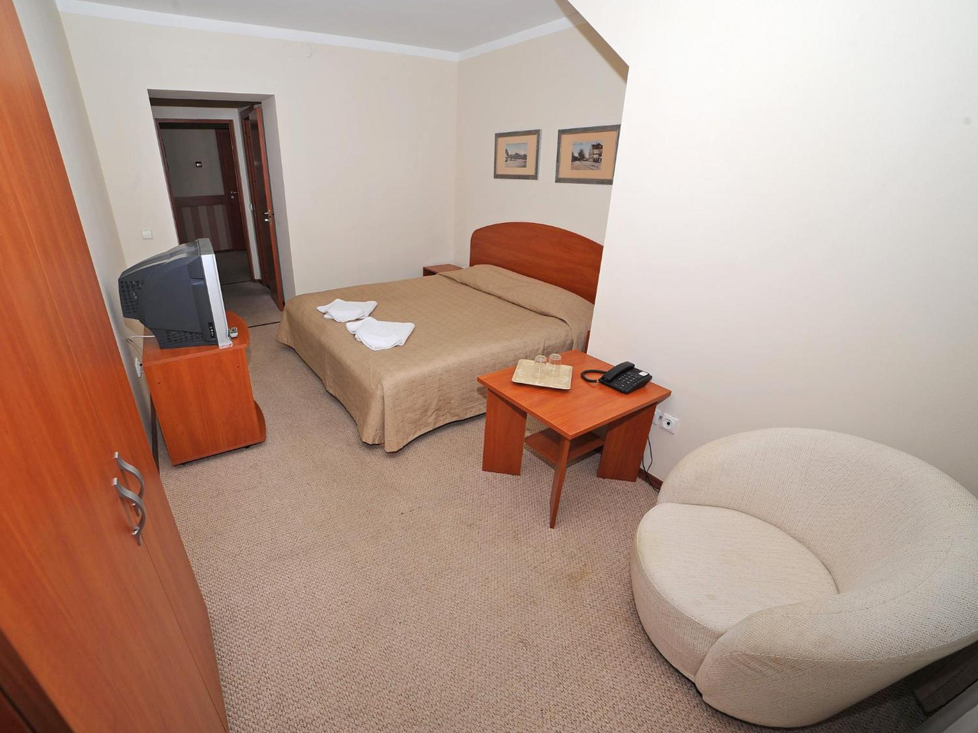 Deims Hotel Šilutė Εξωτερικό φωτογραφία
