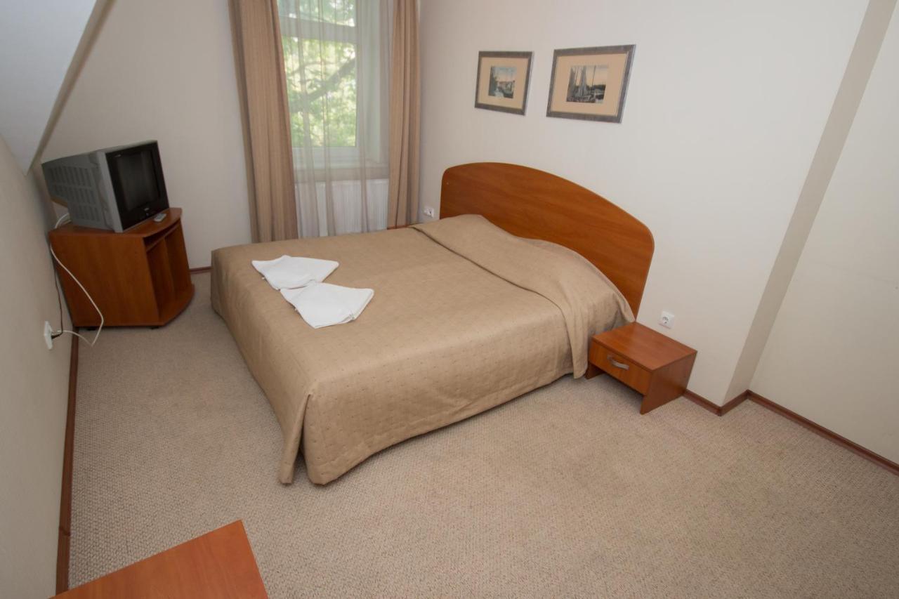 Deims Hotel Šilutė Δωμάτιο φωτογραφία